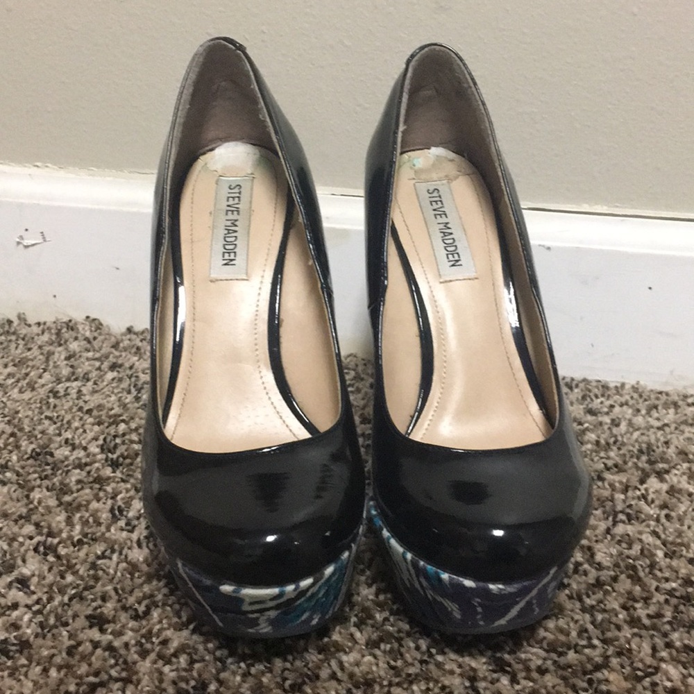 Steve Madden Ikat Patterned Wedge Heels